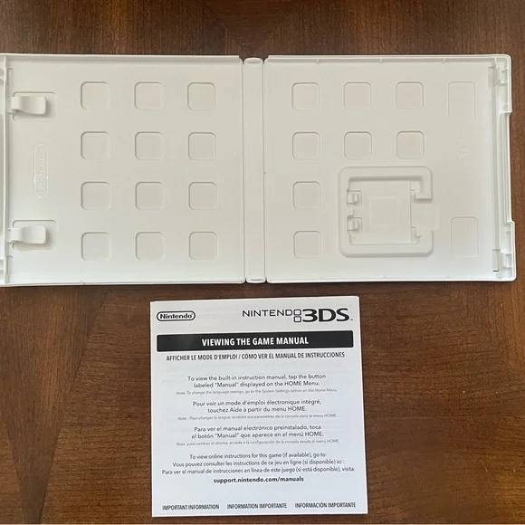 Nintendo Red 3DS Tomodachi Life Case and Insert only - NO GAME - Picture 2 of 3